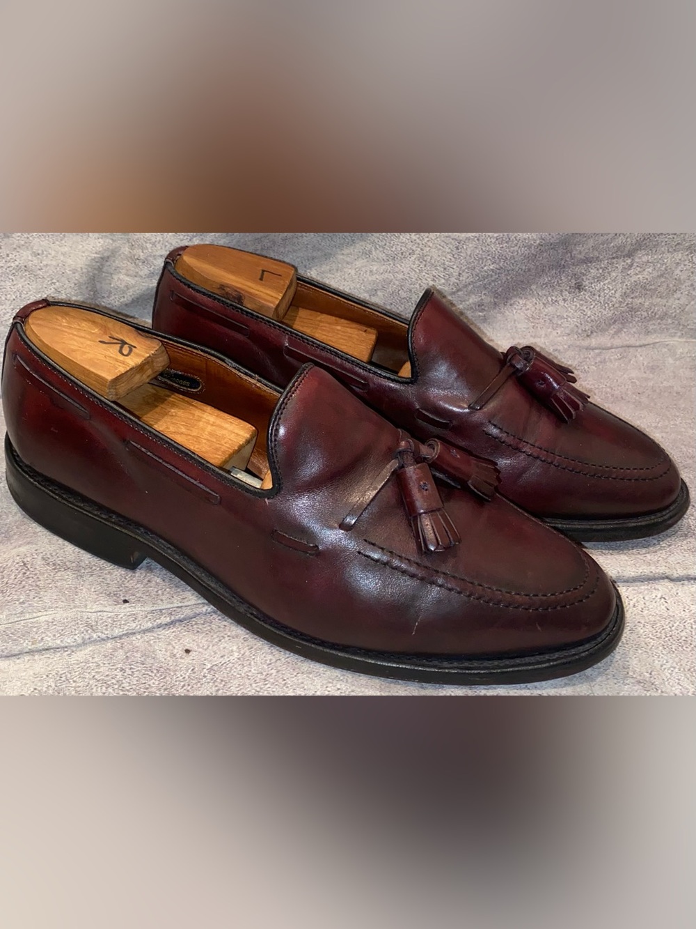 Allen Edmonds Grayson Oxblood Leather Tassel Loafers Moccasin Toe Slip 7.5 Wide